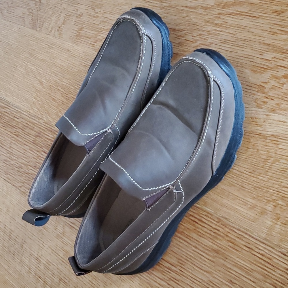 Western Chief Mens Leather Slip On Shoe, Size 10